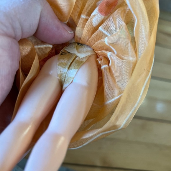 Vintage Antique open shut sleepy eyed fancy dressed up dolls - Picture 8 of 13